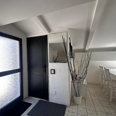 Apartment Graziosa Mansarda 5 Min A Piedi Dal Mare - Il Lupo Affitta Riccione
