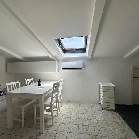 Apartment Graziosa Mansarda 5 Min A Piedi Dal Mare - Il Lupo Affitta Riccione